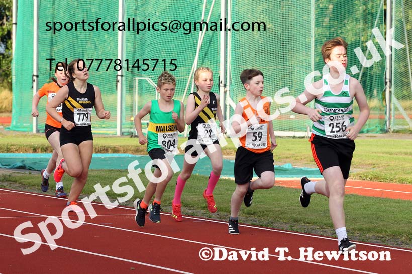 800 metres, 2021 North East Grand Prix 6, Monkton, Wednesday, August 4th. Photo: David T. Hewitson/Sports for All Pics